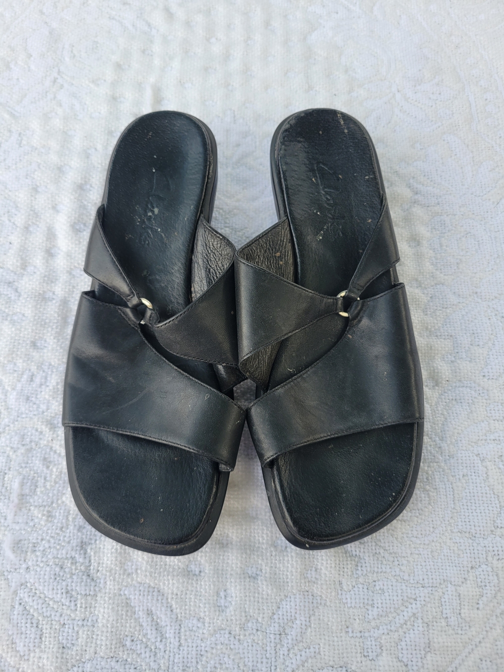 CLARKS Black Crisscross Leather Slides 7.5